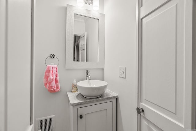 5412 S Grandview St, Little Rock, AR 72207 - bathroom featuring vanity
