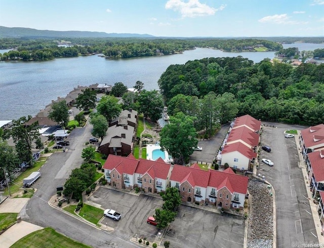 321 Peters Pt, Hot Springs, AR 71913 - aerial view of residential area featuring a large body of water and a heavily wooded area