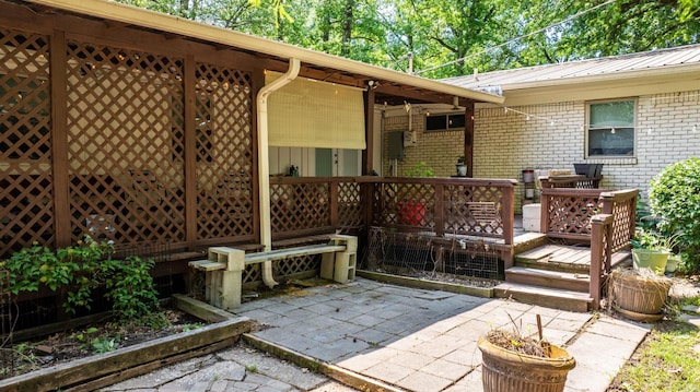 7110 Forest Dale Dr, North Little Rock, AR 72118 - view of patio featuring a deck