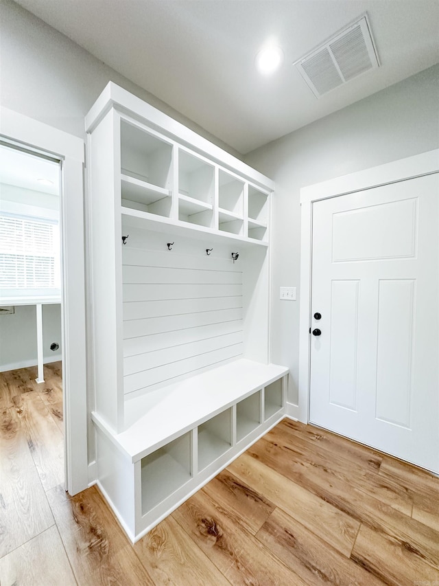 19300 Lake Winona Rd, Paron, AR 72122 - mudroom with light wood-style flooring