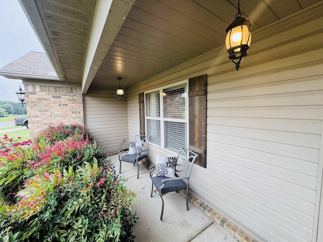 112 Seminole Cir, Austin, AR 72023 - view of covered porch