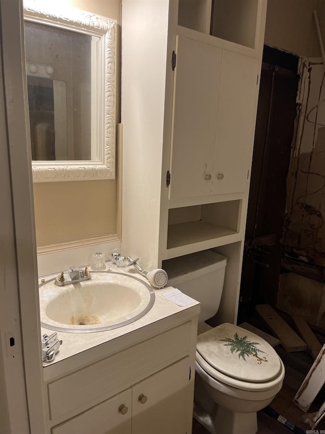 720 Depot St, Lonoke, AR 72086 - bathroom featuring toilet, vanity, and a shower with shower curtain