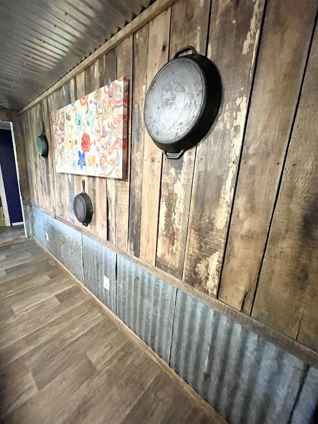 11 Fruitwood Ln, Glencoe, AR 72539 - detailed view of wood finished floors and wood walls