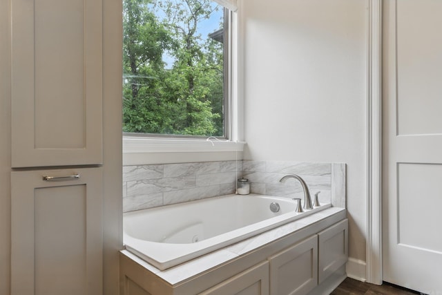 1045 Boulder Dr, Little Rock, AR 72210 - bathroom featuring a whirlpool tub