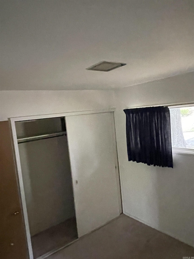 16 Southmont Dr, Little Rock, AR 72209 - unfurnished bedroom featuring a closet