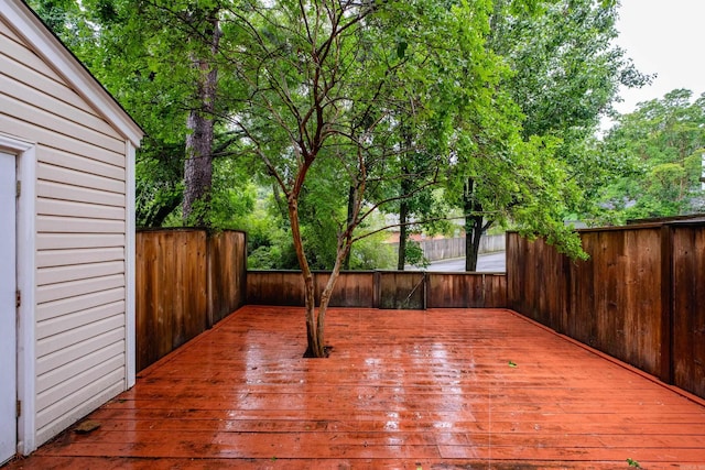99 Kingsbridge Way, Little Rock, AR 72212 - wooden terrace with a fenced backyard