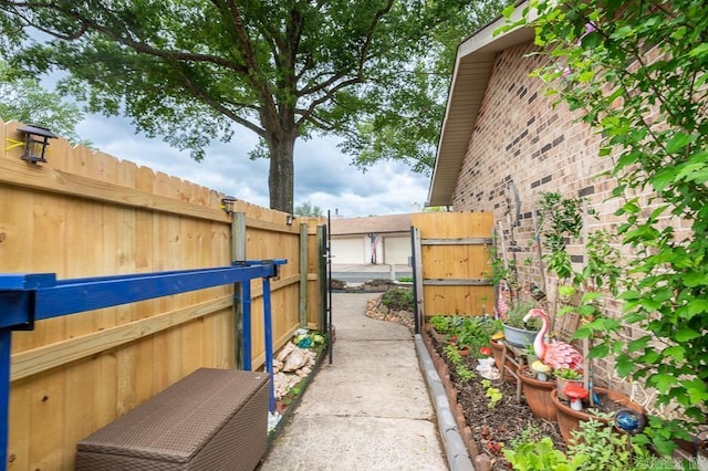 12 Wickford Ln, Little Rock, AR 72212 - view of patio / terrace