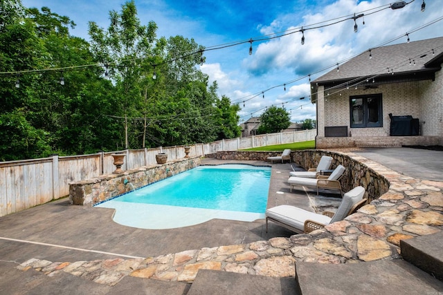 14 Cypress Valley Ct, Maumelle, AR 72113 - view of pool with a patio area and a fenced backyard