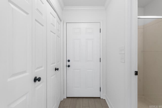 1208 Hilltop Rd, Alexander, AR 72022 - entryway with ornamental molding