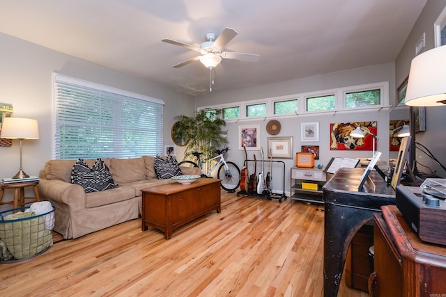6709 Waverly Dr, Little Rock, AR 72207 - living area with wood finished floors and ceiling fan