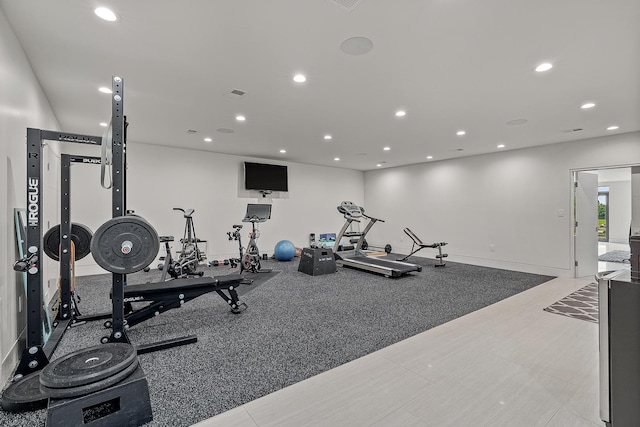3307 Pruetts Chapel Rd, Paragould, AR 72450 - exercise room with recessed lighting