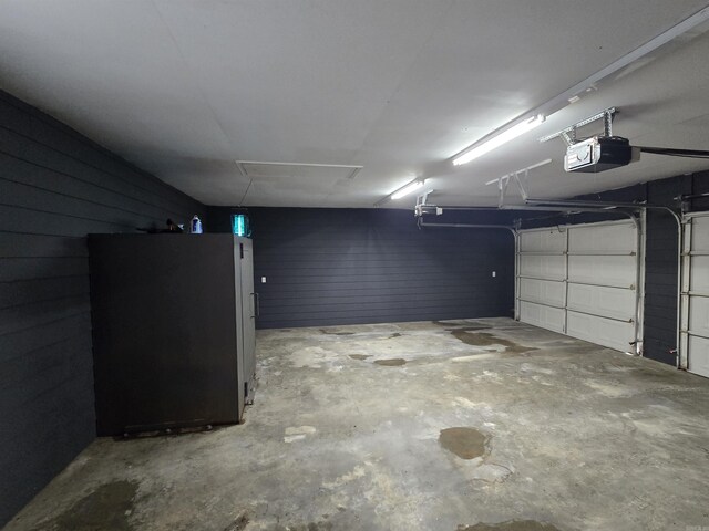 2373 W Rd, Mount Pleasant, AR 72561 - garage featuring a garage door opener