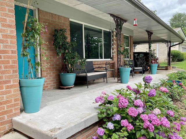 4613 Crestline Dr, North Little Rock, AR 72116 - view of porch