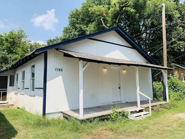 view of outdoor structure