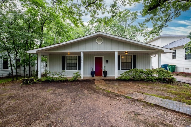 708 N Taylor St, Little Rock, AR 72205 - view of front of property featuring covered porch