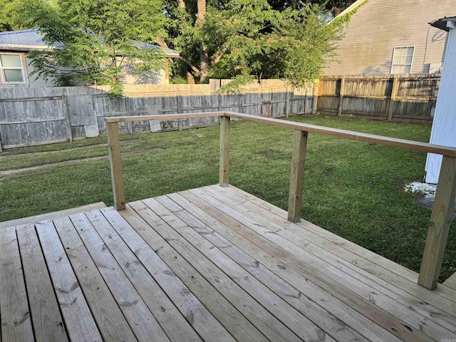 810 N Pear St, Searcy, AR 72143 - view of wooden deck