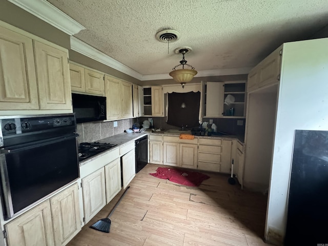 1416 Dogwood Trl, Malvern, AR 72104 - kitchen featuring black appliances, a textured ceiling, open shelves, crown molding, and light wood-style flooring