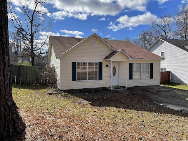 1117 Troy Dr, Benton, AR 72019 - view of front of house featuring roof with shingles