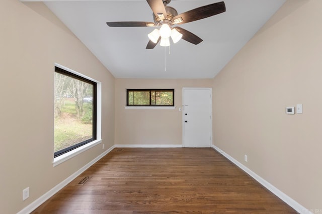 18 Woodcliff Cir, Little Rock, AR 72204 - empty room featuring lofted ceiling, wood finished floors, baseboards, and ceiling fan
