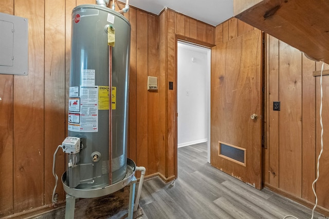 6500 W 12th St, Little Rock, AR 72204 - utilities featuring water heater and electric panel