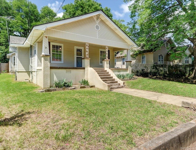 122 Kenwood St, Hot Springs, AR 71913 - bungalow-style house with covered porch and stairway