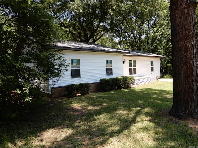 100 Douglas, Judsonia, AR 72180 - back of property featuring a yard