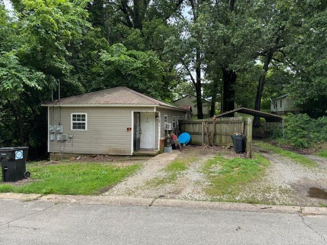 1301A Imboden St, Pocahontas, AR 72455 - view of outbuilding featuring dirt driveway