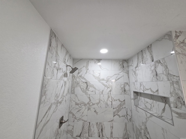 4518 W 25th, Little Rock, AR 72204 - detailed view of tiled shower and recessed lighting