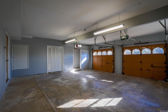 2318 Breckenridge Dr, Little Rock, AR 72227 - garage with a garage door opener