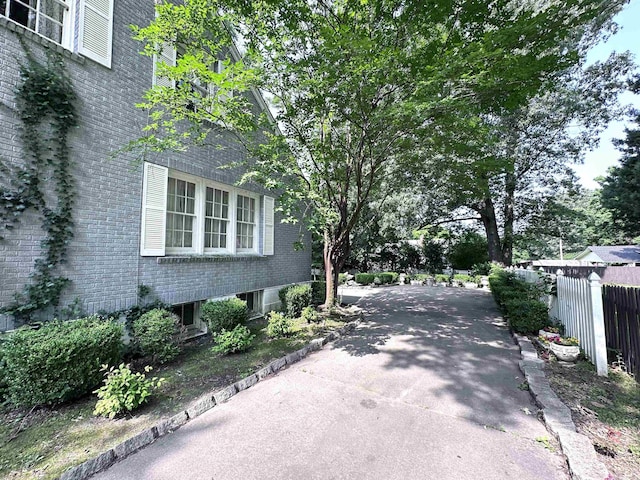 582 N Fourth Ave, Piggott, AR 72454 - view of street