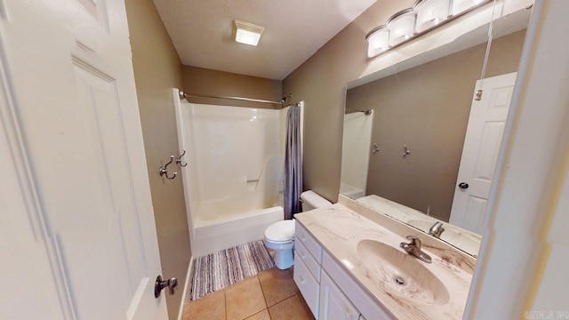 3805 Irby Dr, Conway, AR 72034 - bathroom featuring shower / bath combination with curtain, toilet, vanity, and tile patterned flooring