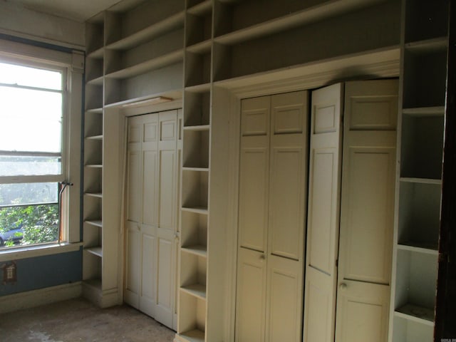 2111 S Arch St, Little Rock, AR 72206 - view of closet