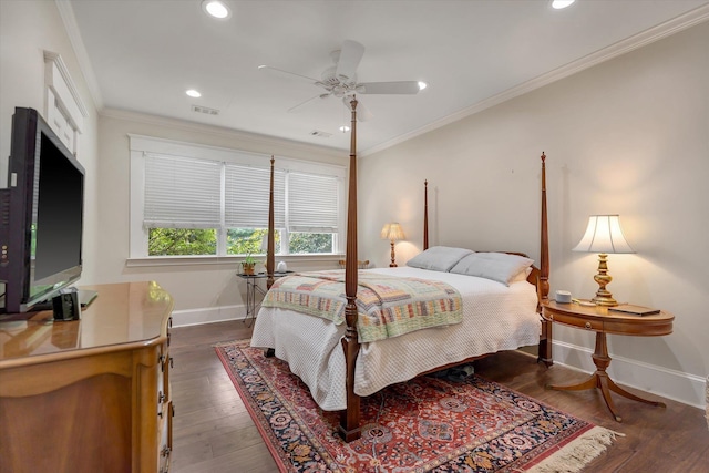 bedroom with baseboards, recessed lighting, ornamental molding, wood finished floors, and a ceiling fan