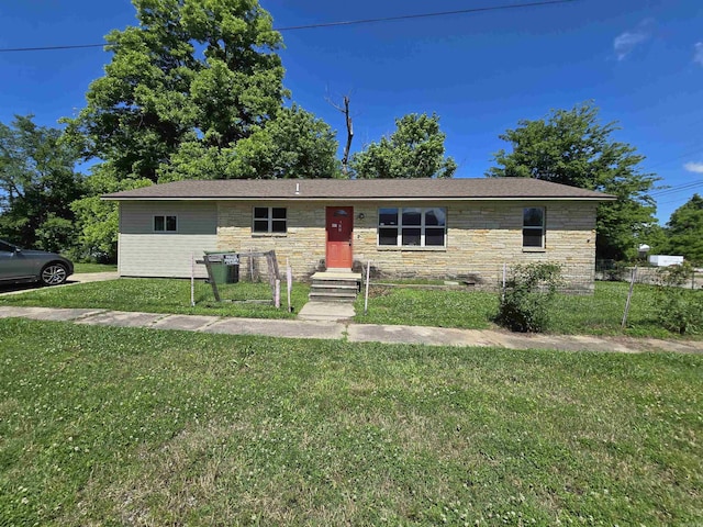302 SW Broad St, Hoxie, AR 72433 - single story home with stone siding