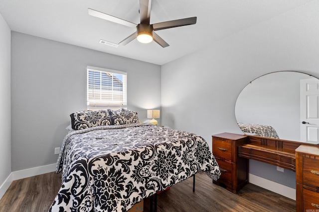 3069 Spring Mill Dr, Mountain Home, AR 72653 - bedroom featuring dark wood-style floors, baseboards, and ceiling fan