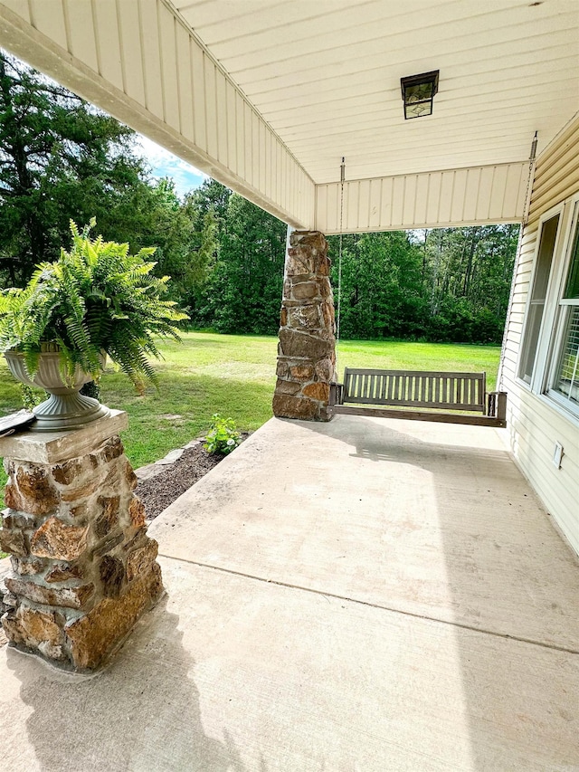 125 Gassaway, Searcy, AR 72143 - view of patio / terrace