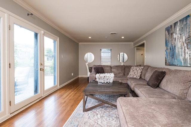 122 Glen Dr, Little Rock, AR 72207 - living area with light wood finished floors, ornamental molding, recessed lighting, and baseboards