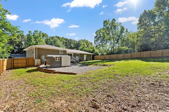 1214 Sammy St, Mountain Home, AR 72653 - back of house with view of wooded area