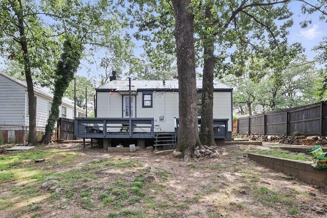 1810 S Pierce St, Little Rock, AR 72204 - back of property featuring a deck