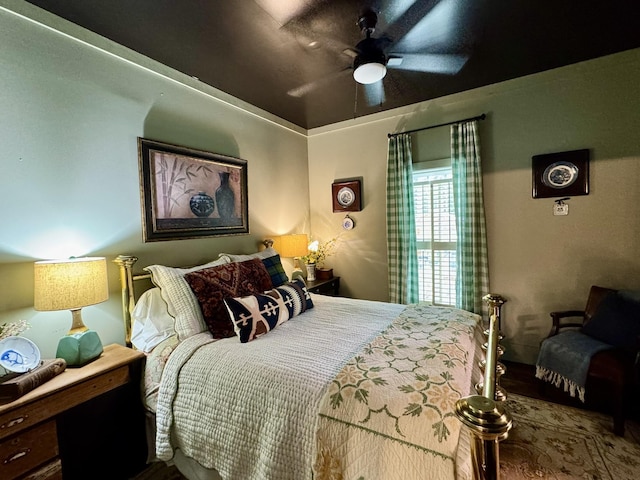 2645 Jumbo Rd, Melbourne, AR 72556 - bedroom featuring a ceiling fan