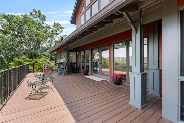 4501 Ridgefield Ln, Little Rock, AR 72223 - deck with outdoor dining space