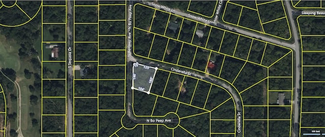 201 Cinderella St, Horseshoe Bend, AR 72512