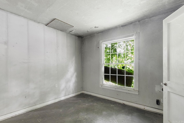 818 W 25th St, North Little Rock, AR 72114 - unfurnished room featuring concrete flooring