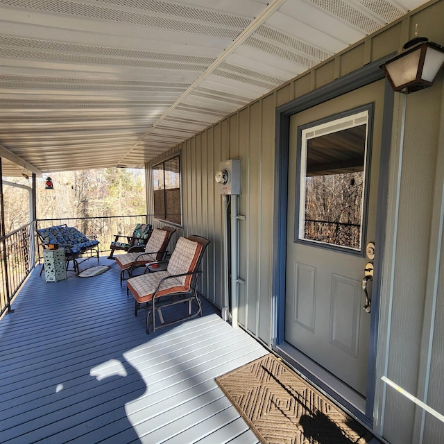110 Emerald Ln, Horseshoe Bend, AR 72512 - view of porch