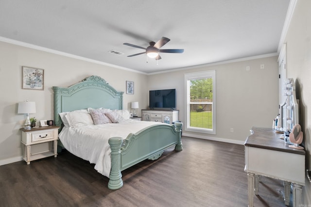 3101 Lax St, Newport, AR 72112 - bedroom featuring dark wood finished floors, crown molding, baseboards, and a ceiling fan