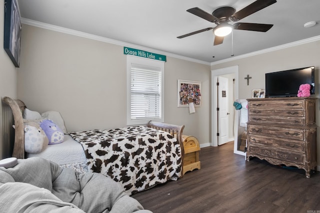 3101 Lax St, Newport, AR 72112 - bedroom featuring ornamental molding, dark wood-style flooring, baseboards, and a ceiling fan