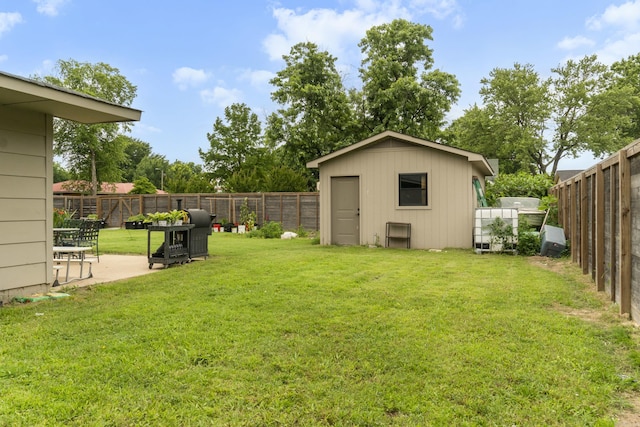 3101 Lax St, Newport, AR 72112 - view of yard with a patio and an outdoor structure