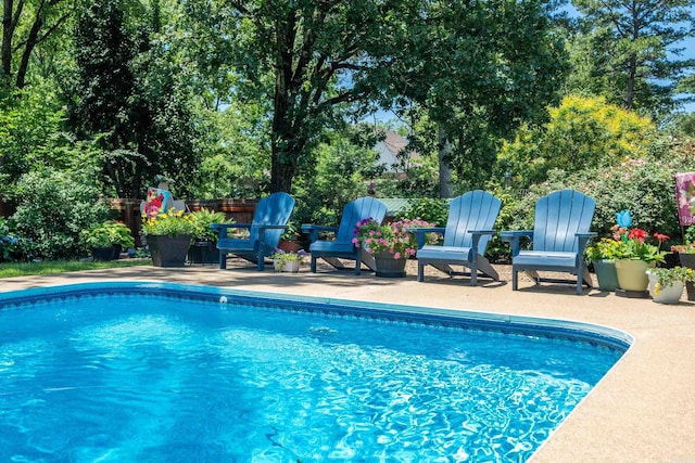 swimming pool featuring a patio