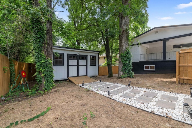 201 Sunset St, Hot Springs, AR 71913 - view of yard featuring an outdoor structure
