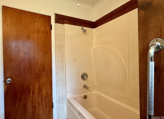 25942 E 14th Hwy, Mountain View, AR 72560 - full bathroom featuring washtub / shower combination and crown molding